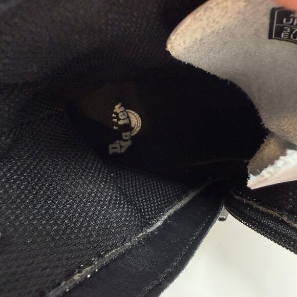 Dr Marten Boots Women's Size 6 White Eight Eye 1460 Combat Boots Preppy Moto - Picture 13 of 13